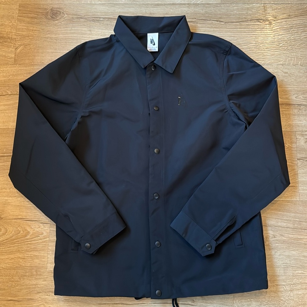 Men’s Nikelab coach jacket size small black